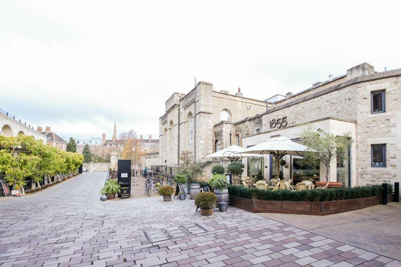 Oxfordshire Living - The Lewis Apartment - Oxford Bagian luar foto