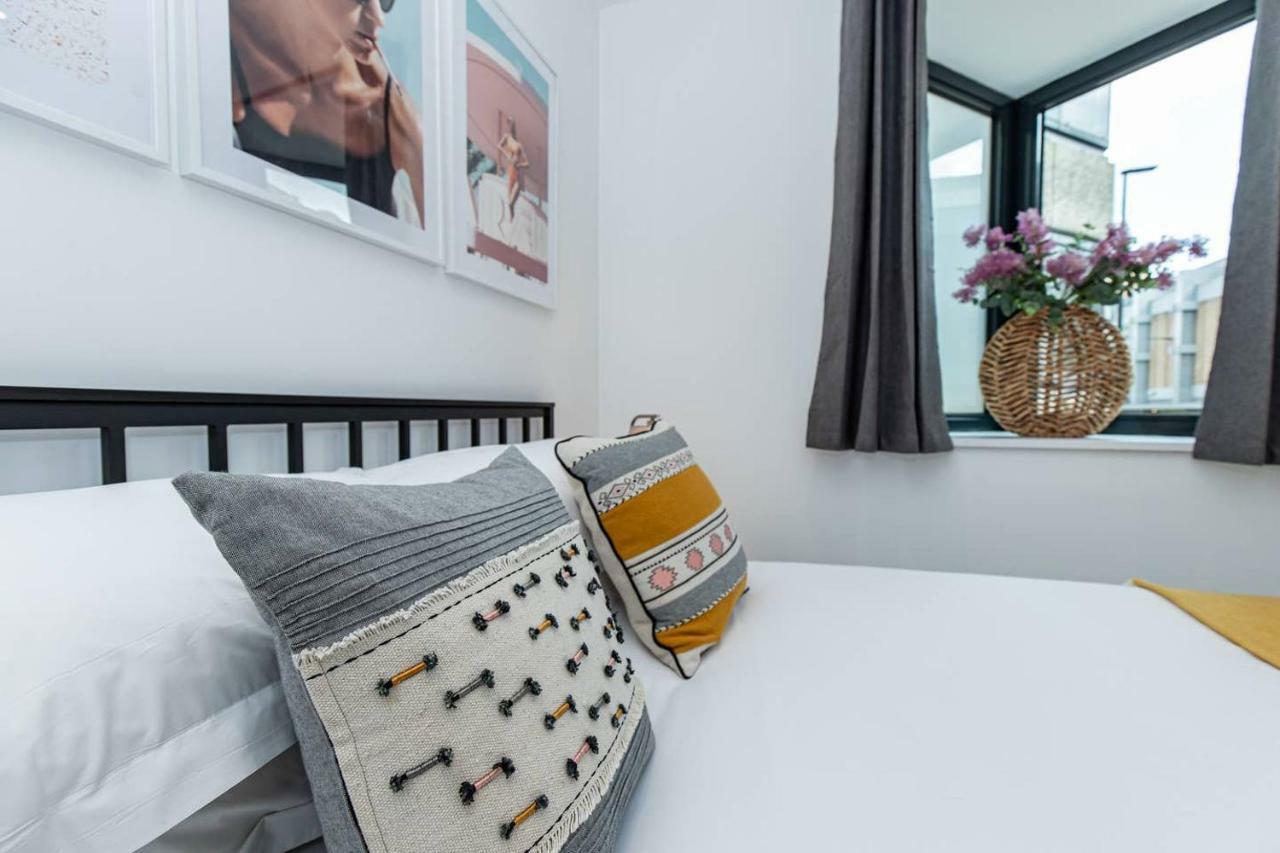 Oxfordshire Living - The Lewis Apartment - Oxford Bagian luar foto